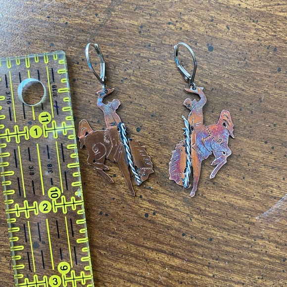Melinda Horn bucking horse cooper earrings - Picture 5 of 5